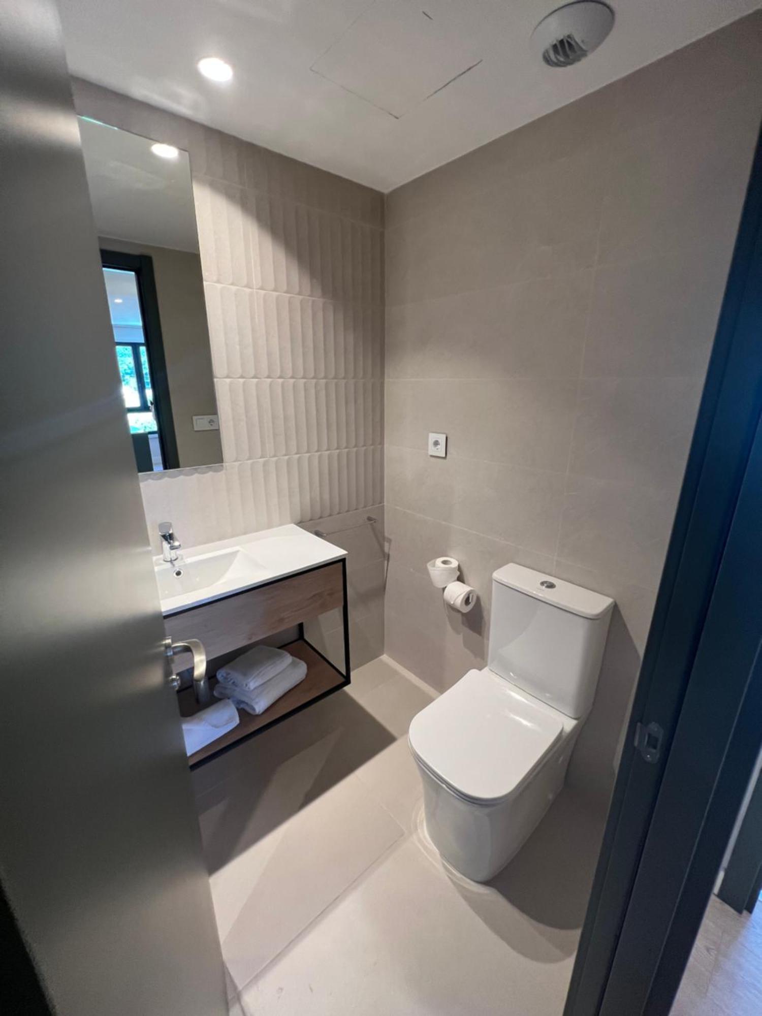 Hotel H4 Cangas 3 Superior エクステリア 写真