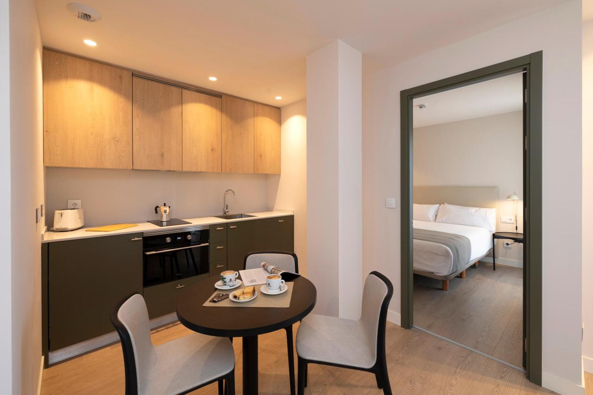 Hotel H4 Cangas 3 Superior エクステリア 写真
