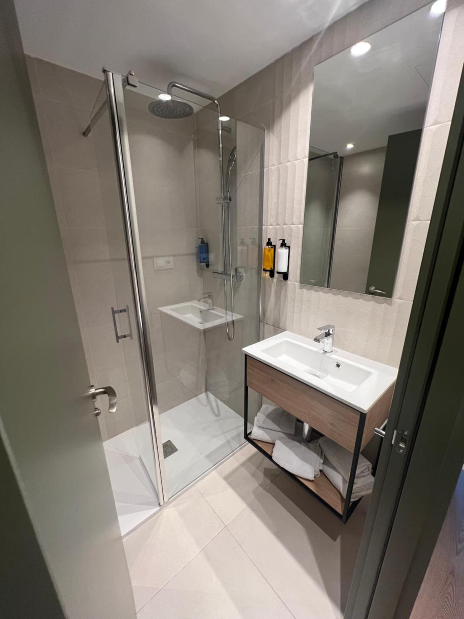 Hotel H4 Cangas 3 Superior エクステリア 写真